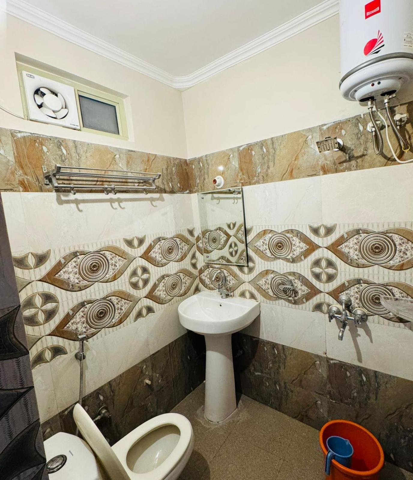 Hotel Pearl Inn Rudrapur المظهر الخارجي الصورة