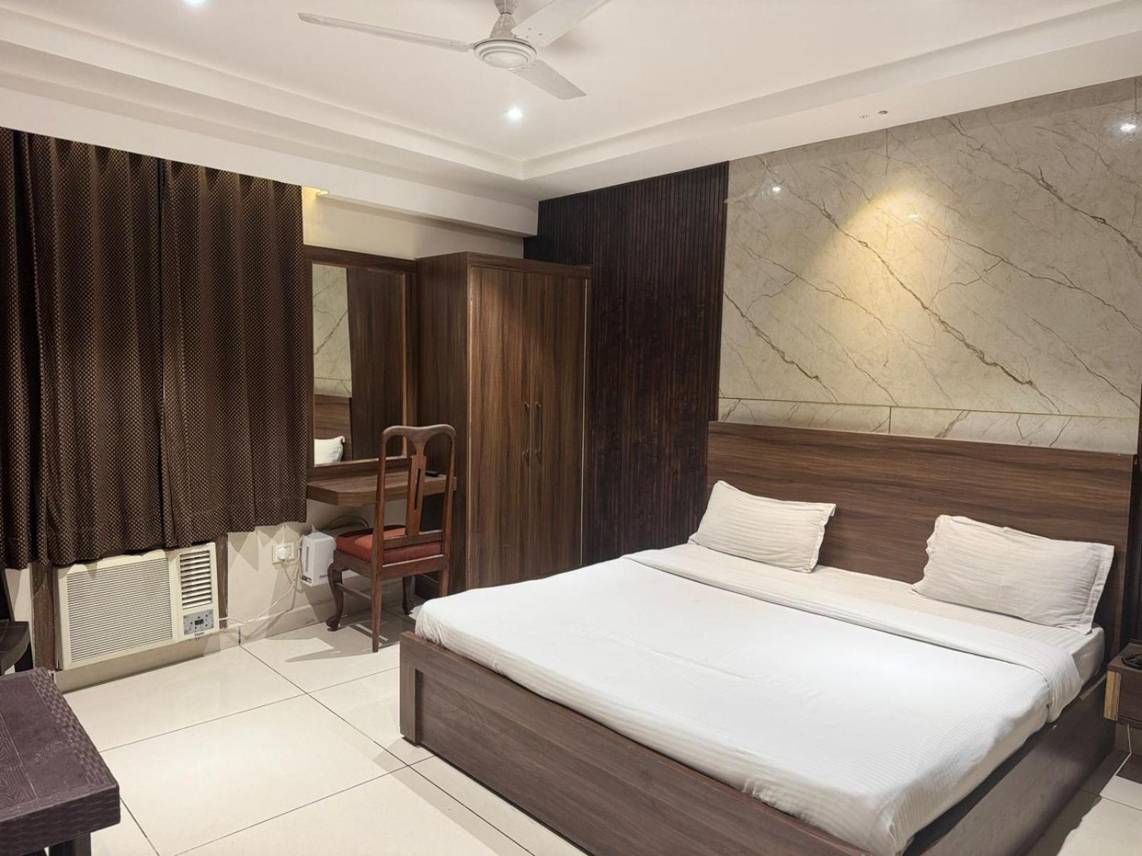Hotel Pearl Inn Rudrapur المظهر الخارجي الصورة